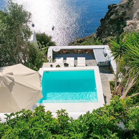 Ifestio Villas Oia-3